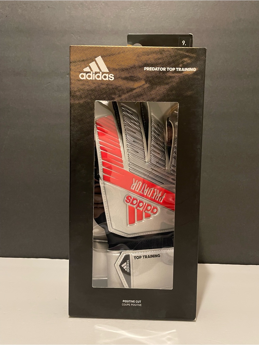 Adidas Predator Top Training Goalkeeper Soccer Gloves - White & Red new Size 9